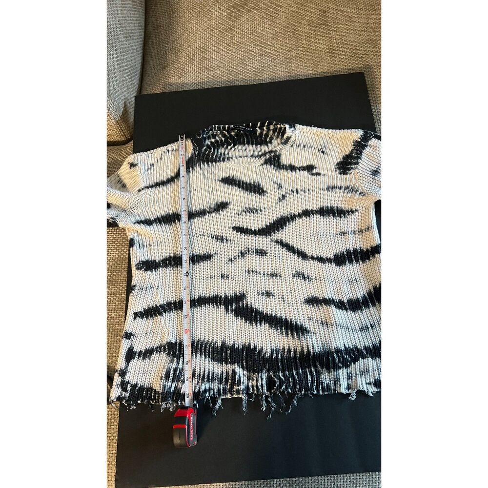 Generation Love Distressed Abstract Knit Sweater Black Cream Size Small
